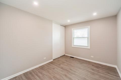 905 Molobay Ter, Bartlett, IL 60103 photo 12
