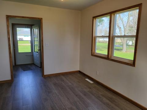 621 E 2nd St, Toluca, IL 61369 photo 6