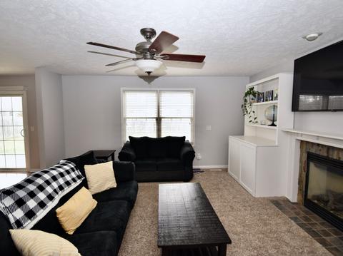 2269 Elwood Ln, Normal, IL 61761 photo 3