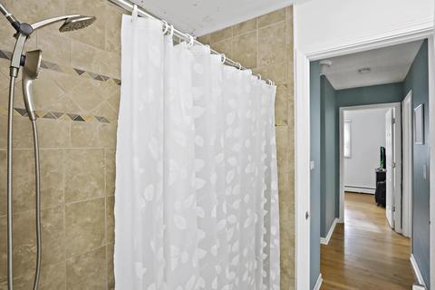 2172 Vernon Dr, Elgin, IL 60123 photo 9