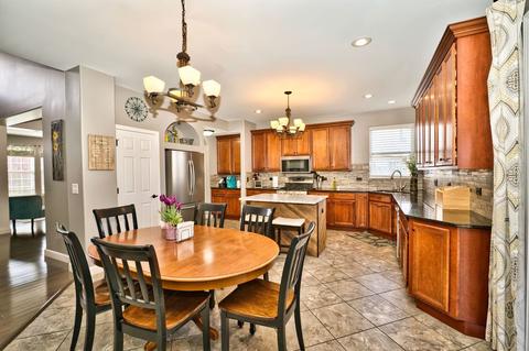 3004 Case Ct, Aurora, IL 60503 photo 18