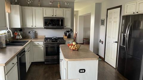 808 Grant Dr, Minooka, IL 60447 photo 7