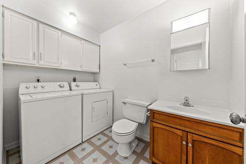 1694 Molitor Rd, Aurora, IL 60505 photo 5