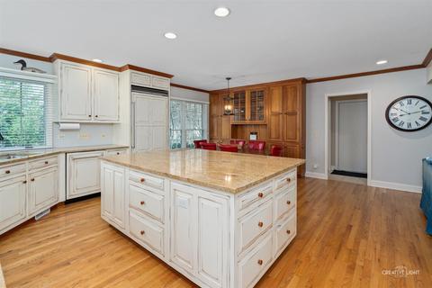 902 S Naperville Rd, Wheaton, IL 60189 photo 8
