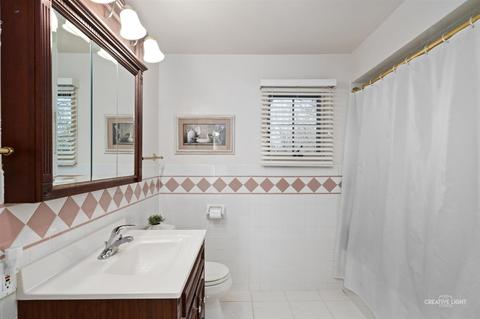 902 S Naperville Rd, Wheaton, IL 60189 photo 21