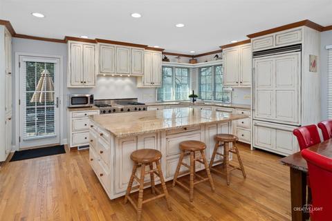902 S Naperville Rd, Wheaton, IL 60189 photo 11