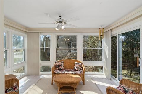 902 S Naperville Rd, Wheaton, IL 60189 photo 6