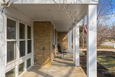 902 S Naperville Rd, Wheaton, IL 60189 photo 3