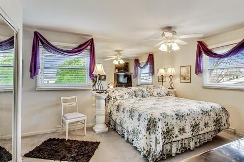 549 N 7th Ave, Des Plaines, IL 60016 photo 13