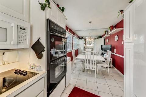 549 N 7th Ave, Des Plaines, IL 60016 photo 9