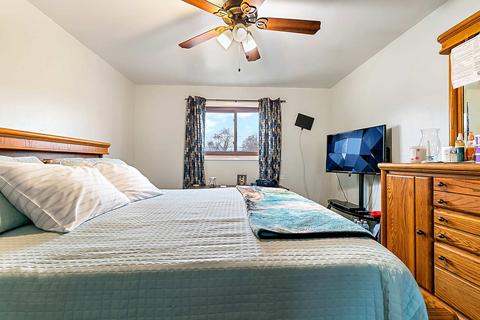 158 E 122nd Pl, Chicago, IL 60628 photo 9