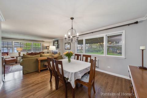 425 E Harrison Ave, Wheaton, IL 60187 photo 4