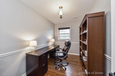 425 E Harrison Ave, Wheaton, IL 60187 photo 14