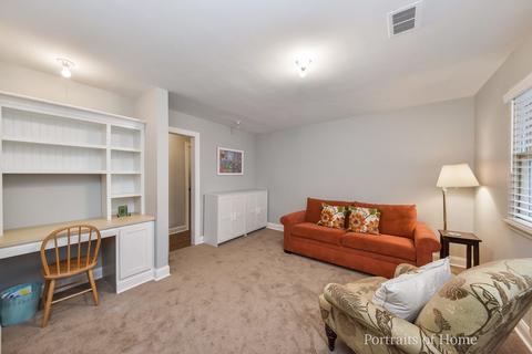 425 E Harrison Ave, Wheaton, IL 60187 photo 9