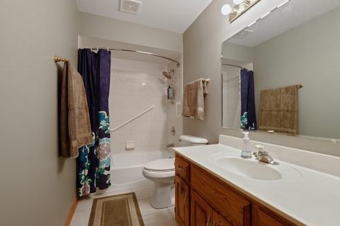 424 61st St, Willowbrook, IL 60527 photo 22