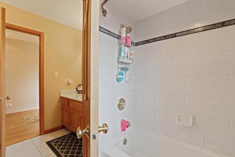 424 61st St, Willowbrook, IL 60527 photo 34