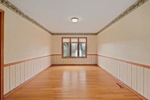 424 61st St, Willowbrook, IL 60527 photo 13