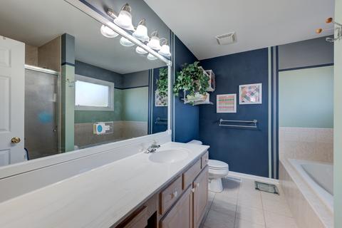 400 E Lorraine Ave, Addison, IL 60101 photo 17