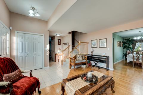 400 E Lorraine Ave, Addison, IL 60101 photo 4