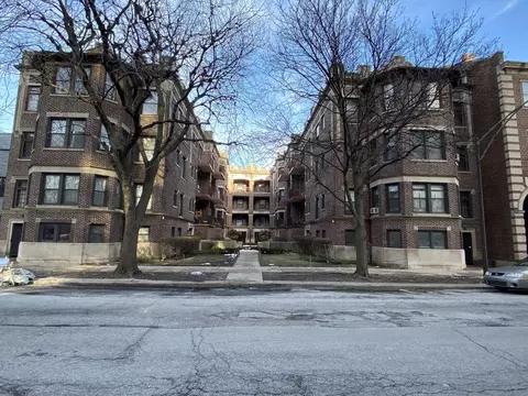 Undisclosed, Chicago, IL 60637
