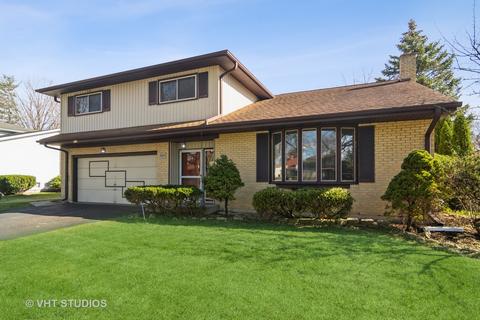 957 Rose Ln, Wheeling, IL 60090 photo 1