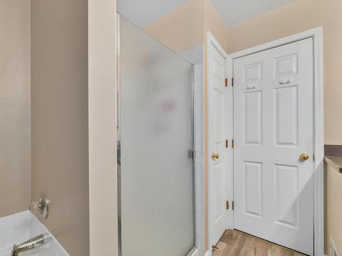 2043 Grovetown Dr, Bartlett, IL 60103 photo 18