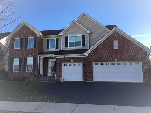 5887 Chatham Dr, Hoffman Estates, IL 60192 photo 1