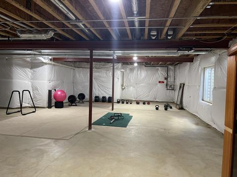 5887 Chatham Dr, Hoffman Estates, IL 60192 photo 22