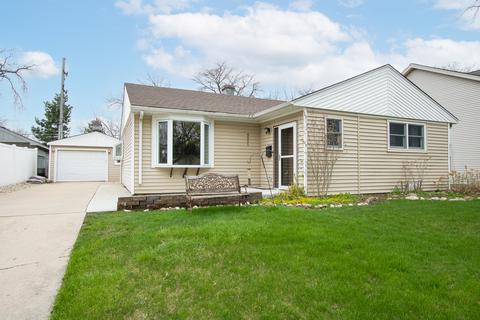 4001 Owl Dr, Rolling Meadows, IL 60008 photo 1