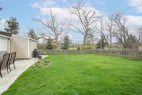 4001 Owl Dr, Rolling Meadows, IL 60008 photo 13