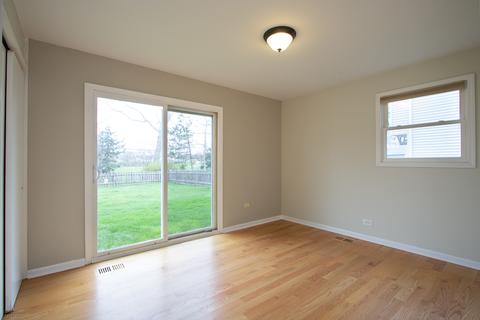 4001 Owl Dr, Rolling Meadows, IL 60008 photo 10