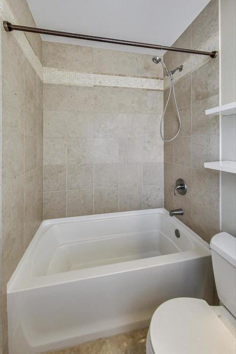 501 Washington Blvd, Hoffman Estates, IL 60169 photo 18