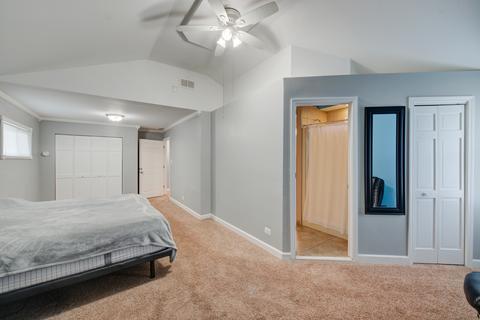 255 Illinois Blvd, Hoffman Estates, IL 60169 photo 16