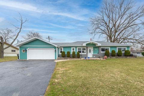 255 Illinois Blvd, Hoffman Estates, IL 60169 photo 2