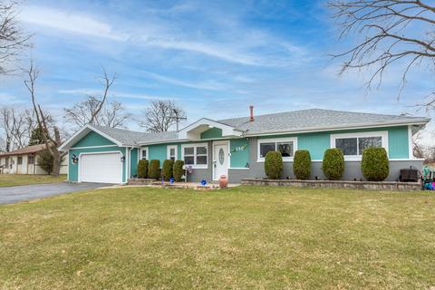 255 Illinois Blvd, Hoffman Estates, IL 60169 photo 1
