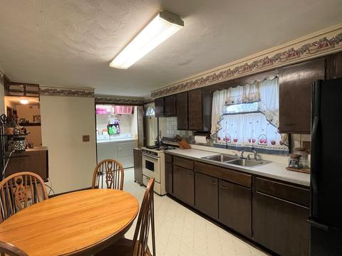 80 N Lynn Ct, Kankakee, IL 60901 photo 8