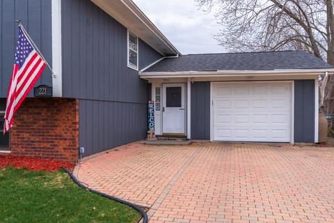 221 Belview Ave, Normal, IL 61761 photo 2
