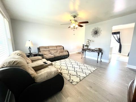 3 Shell Ct, Oswego, IL 60543 photo 3