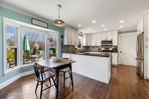 721 Dorset Dr, Wheaton, IL 60189 photo 11