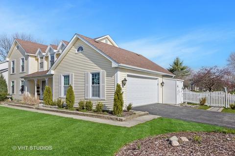 721 Dorset Dr, Wheaton, IL 60189 photo 2