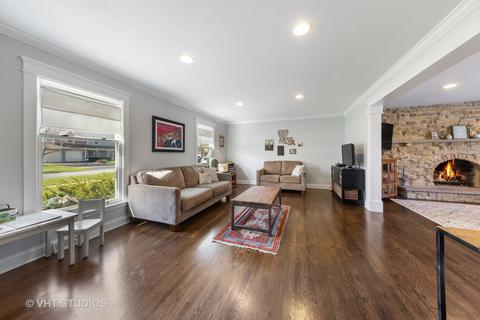 721 Dorset Dr, Wheaton, IL 60189 photo 5