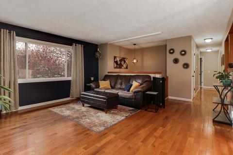 202 S Hershey Rd, Bloomington, IL 61704 photo 2