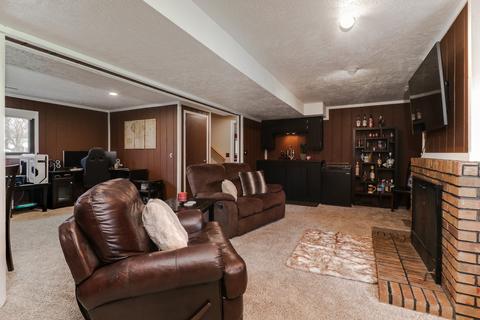 202 S Hershey Rd, Bloomington, IL 61704 photo 27
