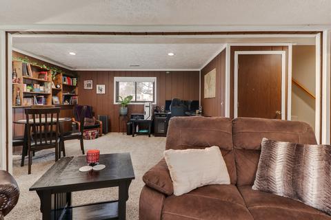 202 S Hershey Rd, Bloomington, IL 61704 photo 28