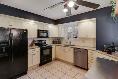 202 S Hershey Rd, Bloomington, IL 61704 photo 9