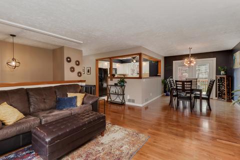 202 S Hershey Rd, Bloomington, IL 61704 photo 3