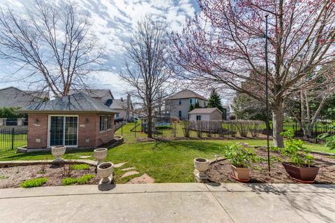 239 Pleasant Dr, Bartlett, IL 60103 photo 31