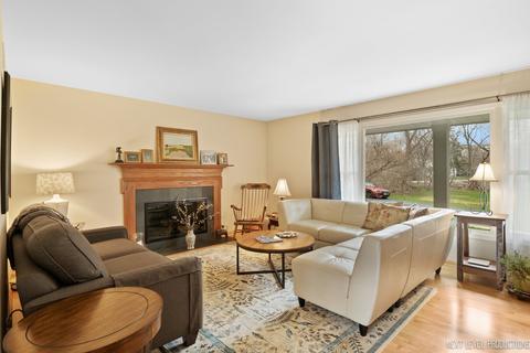 32 W140 Glos St, Wayne, IL 60184 photo 7