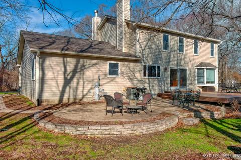 32 W140 Glos St, Wayne, IL 60184 photo 4