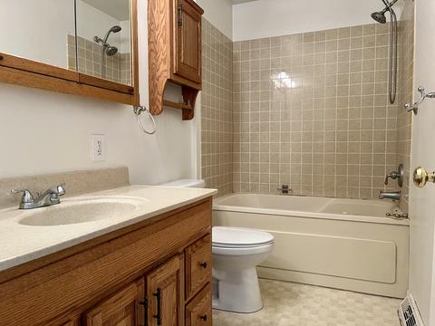 5 N769 Pearson Dr, Wayne, IL 60184 photo 8